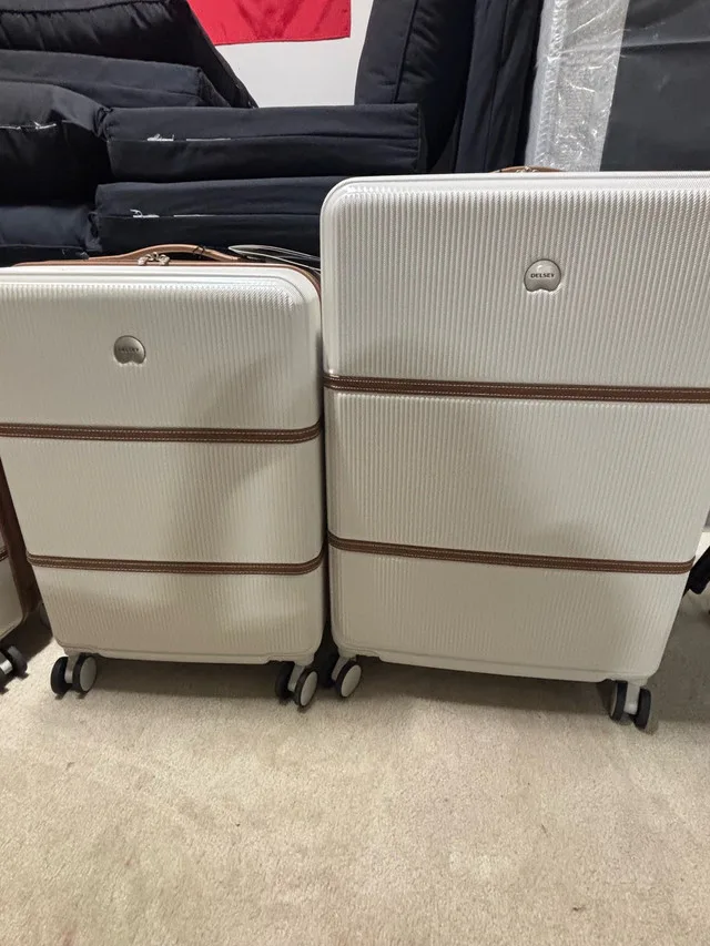 Set of brand New Delsey Paris Brigette luggage - $500 image indicator(3)