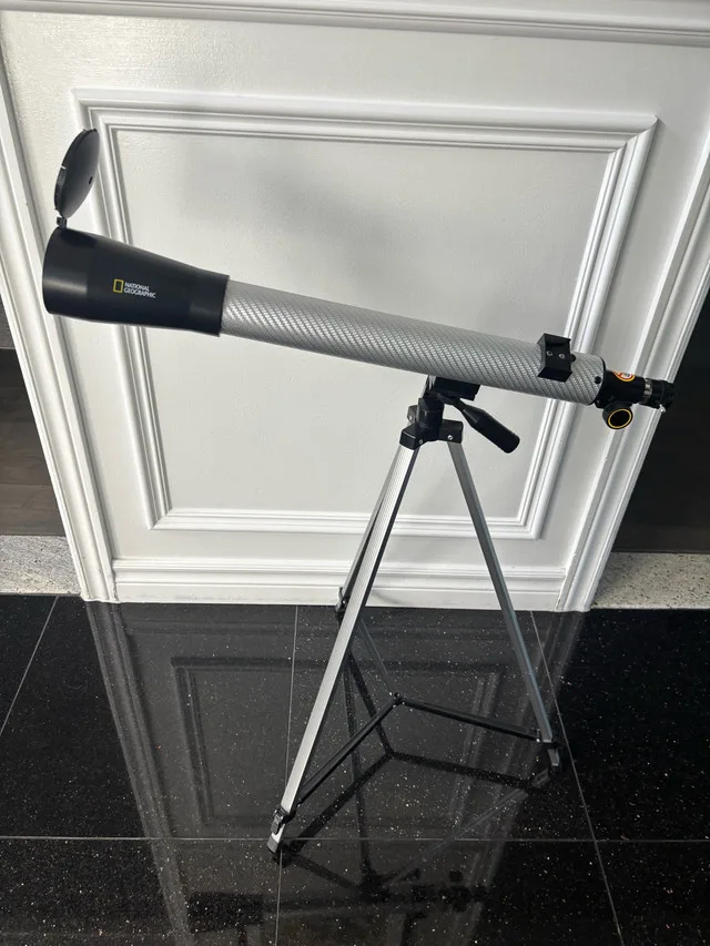 new in box National Geographic Deluxe Adventure Set -$80 image indicator(2)