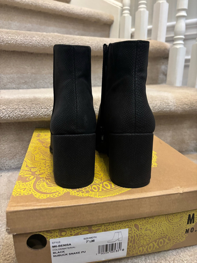 BNIB Women’s Mix No.6 black booties size 7.5 -$50 - photo 3