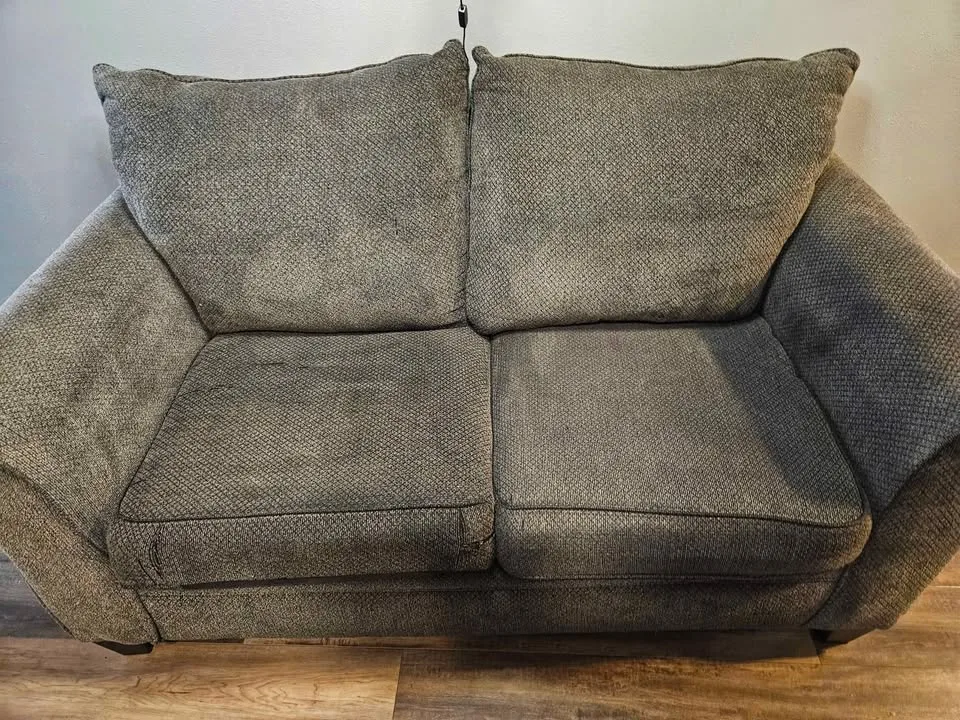 Comfy Gray Loveseat Couch – Good Condition image indicator(2)