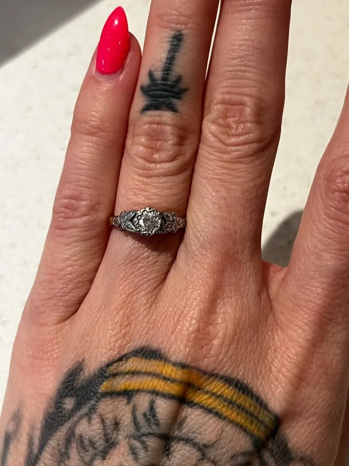 Vintage Engagement Ring image indicator(3)