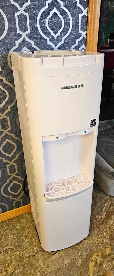Black & Decker Water Cooler - Hot & Cold