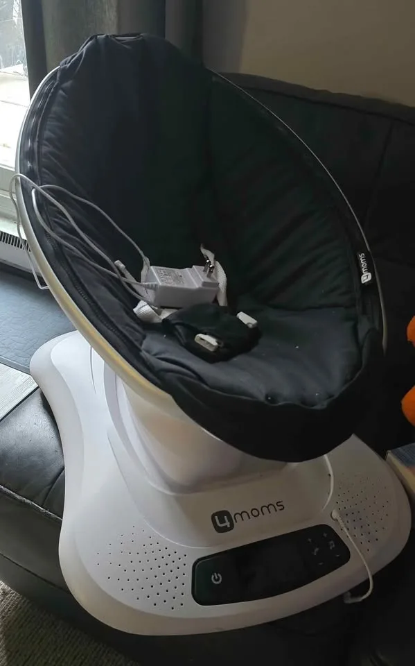 4Moms MamaRoo 4 Infant Seat image indicator(2)