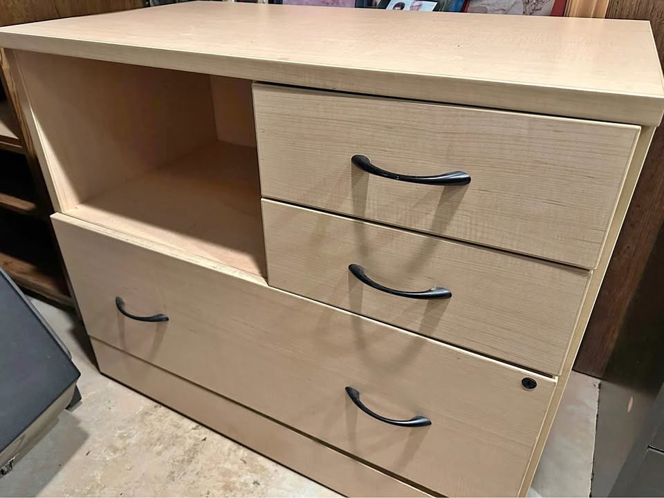 Shelving unit