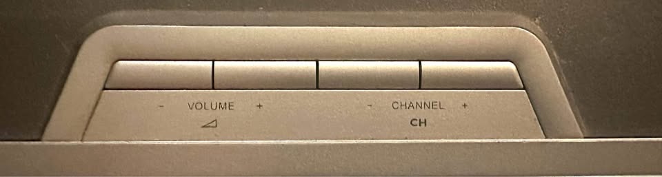 Tv with DVD player - photo 3