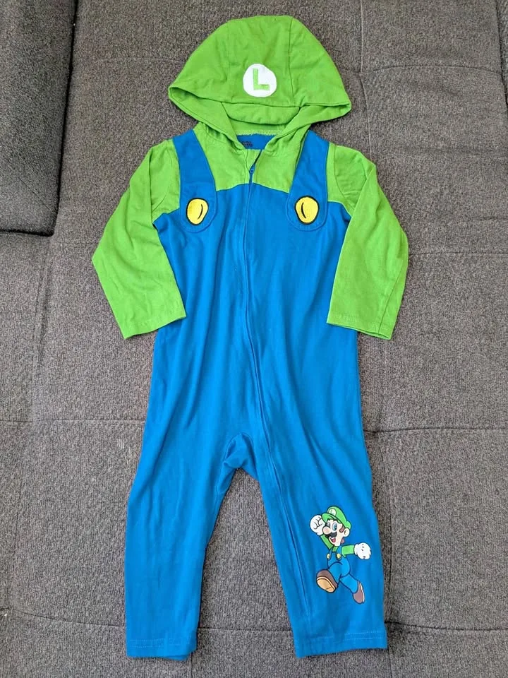 18-24 months Luigi outfit great condition