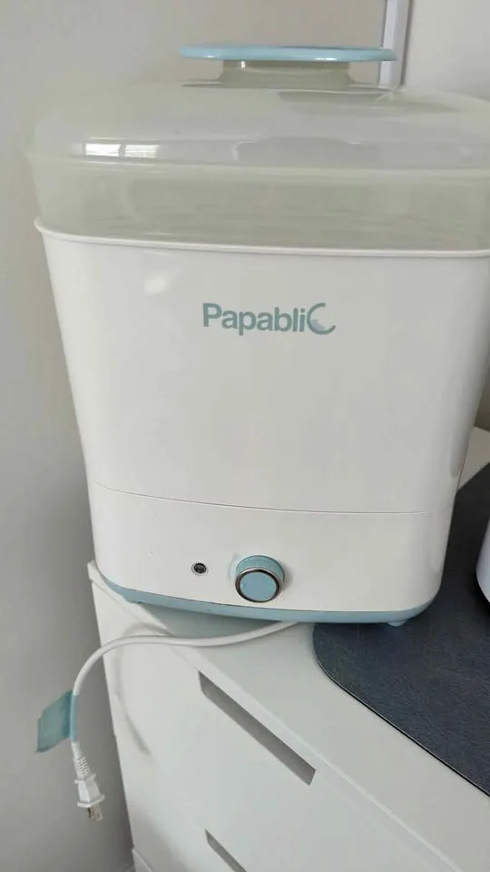 Bottle sterilizer and dry thumbnail