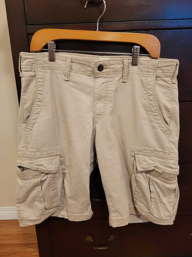 Brand New GAP Men's Tan Cargo Shorts Size 31