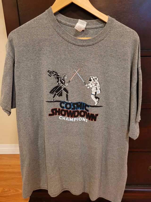 Brand New Men's Star Wars Cosmic Showdown Champions T shirt