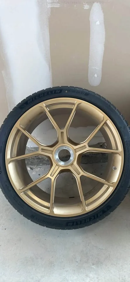 Custom Aston Forged AF992 Center‑Lock Wheels Porsche 911 image indicator(4)