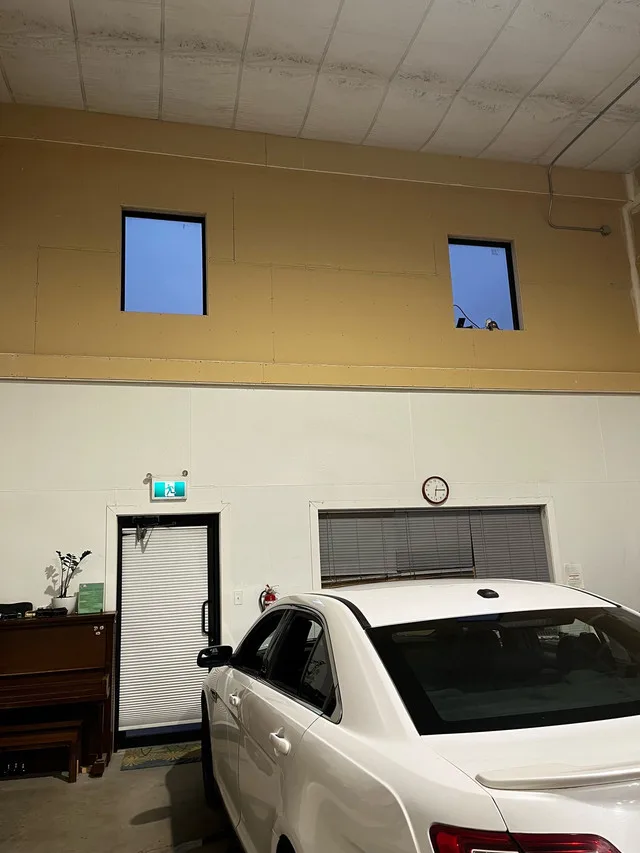 Building & business for sale thumbnail