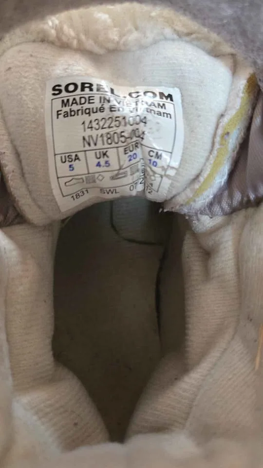 Sorel size 5 boots image indicator(3)