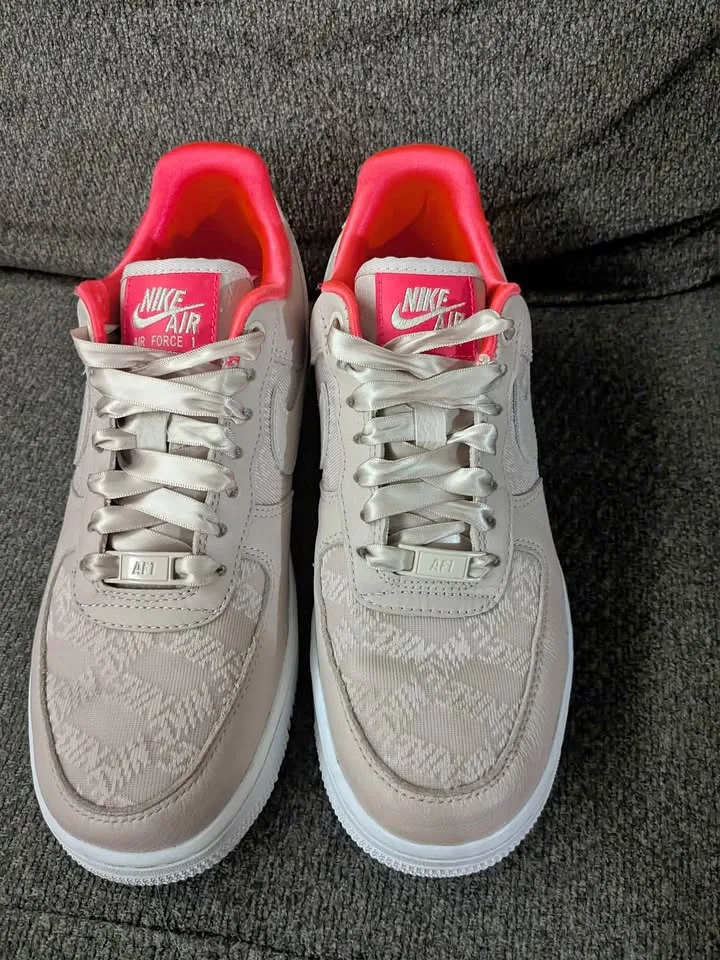 Nike Air Force 1 '07 Shoes Fossil Stone Laser Crimson women's si