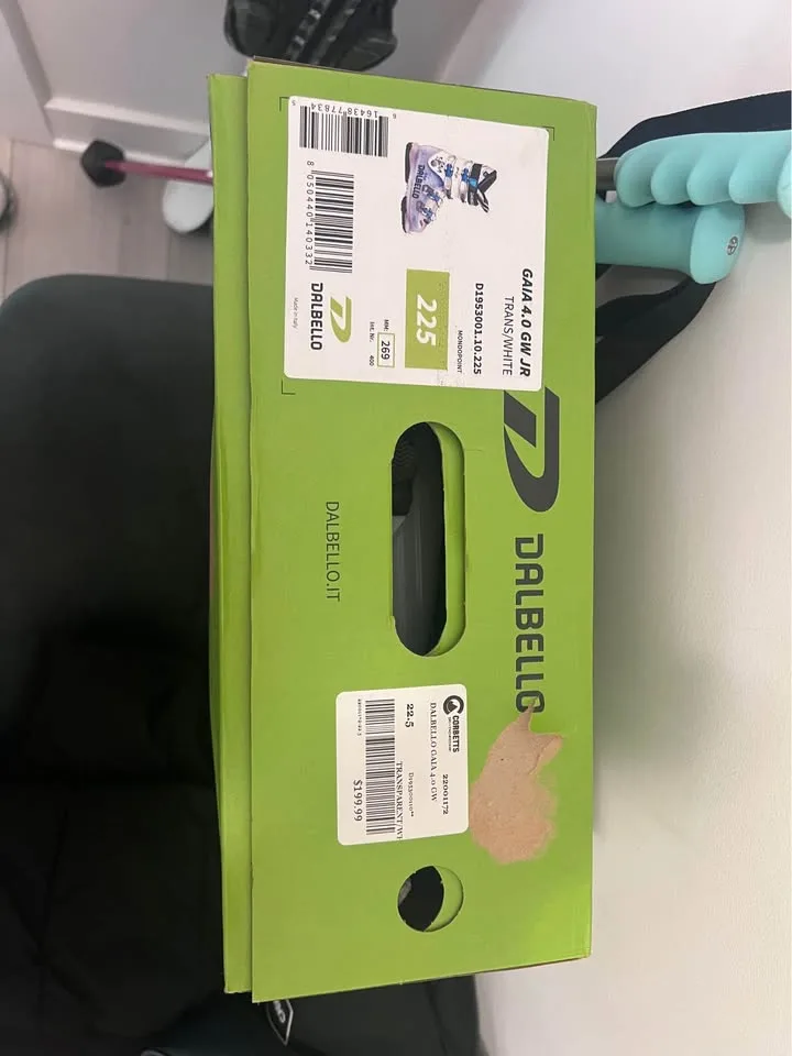 Ski 🎿 for youth size 4 image indicator(4)