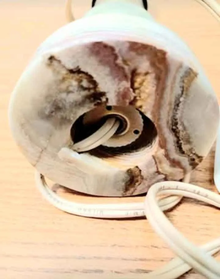 Vtg Polished Hand Carved Onyx Marble & Leather Lamp Shade image indicator(4)