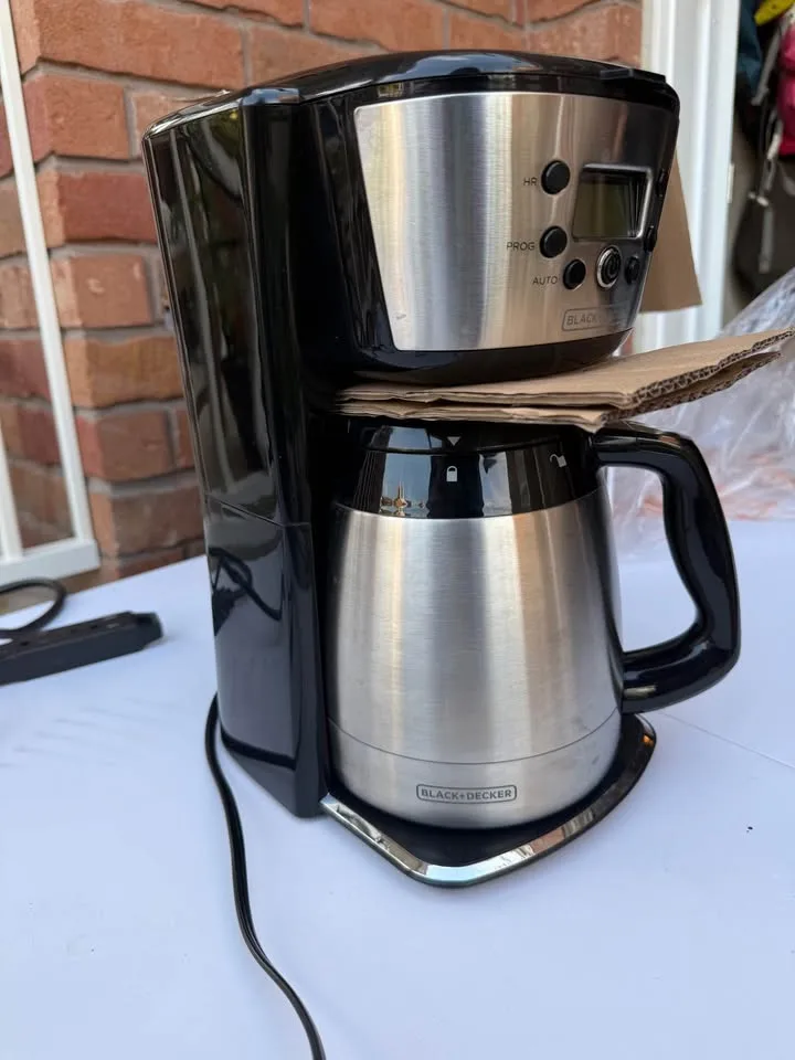 BLACK+DECKER 12-Cup Thermal Coffeemaker image indicator(6)