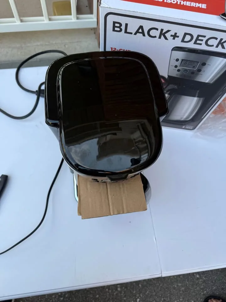 BLACK+DECKER 12-Cup Thermal Coffeemaker image indicator(7)