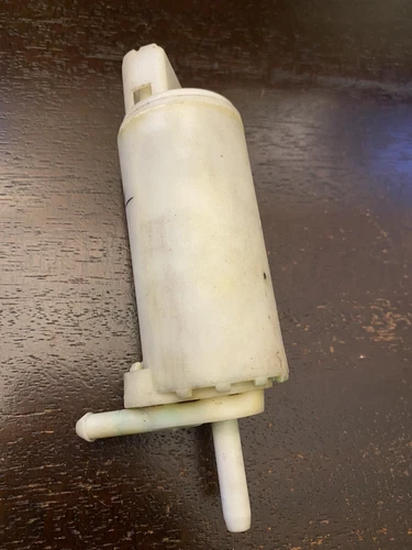 OEM Volvo Front Windshield Washer Pump VDO 044 0011 12V - photo 2