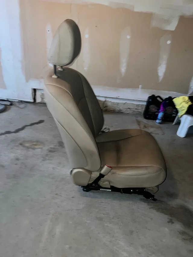 Lexus ES350 driver side seat image indicator(2)