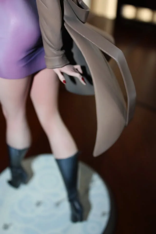 Sideshow Gwen Stacy Comiquette SOLD OUT RARE image indicator(3)