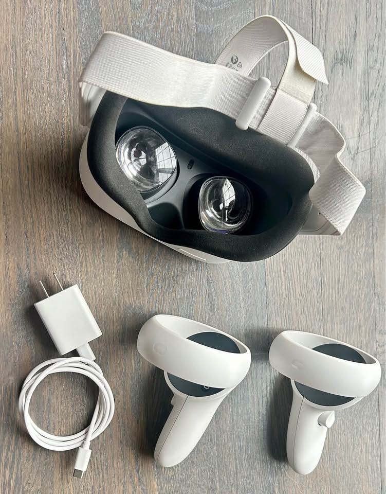 Meta Quest 2 — Advanced All-In-One Virtual Reality Headset — 256 - photo 2