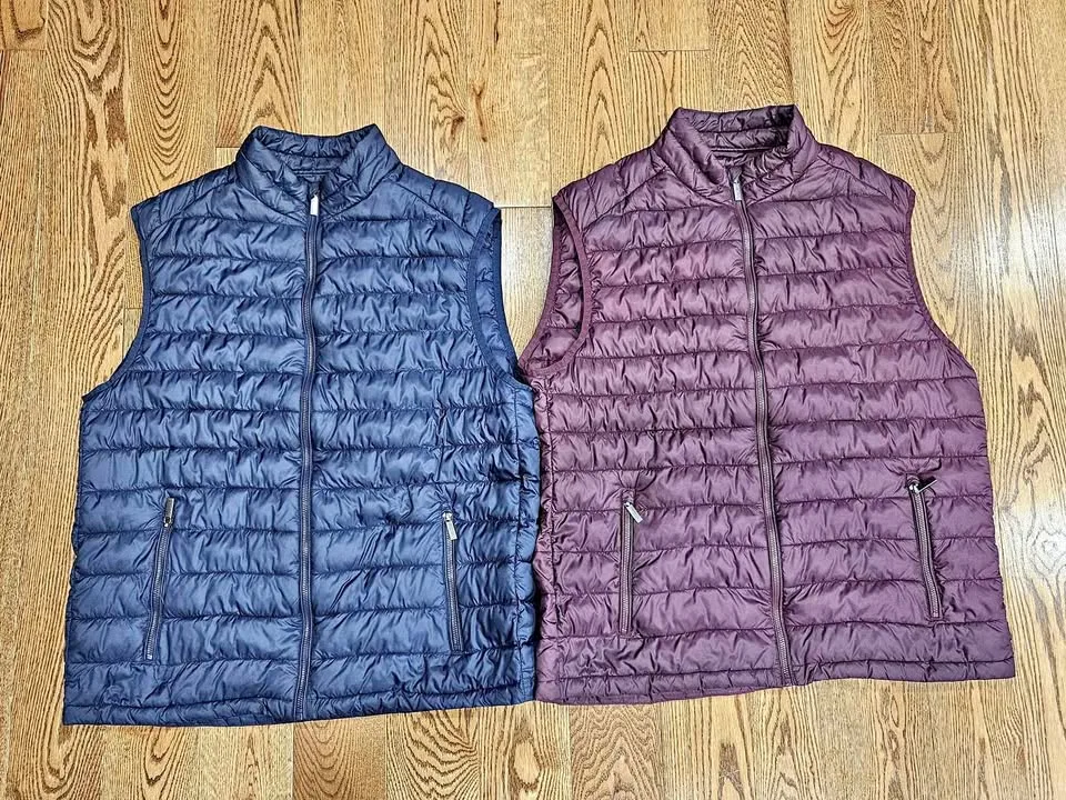 Kenneth Cole Puffer Vests (2) Dark Blue & Burgundy L
