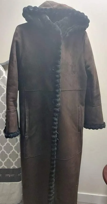 Novelti Women’s Winter Coat- Size M 🥕🥕🥕🥕 image indicator(2)