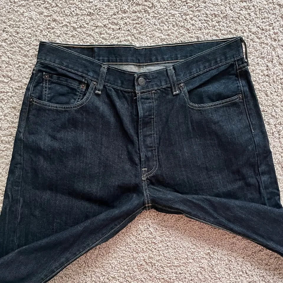 Levi's 501 Men's 34x36 Dark Wash Jeans image indicator(3)