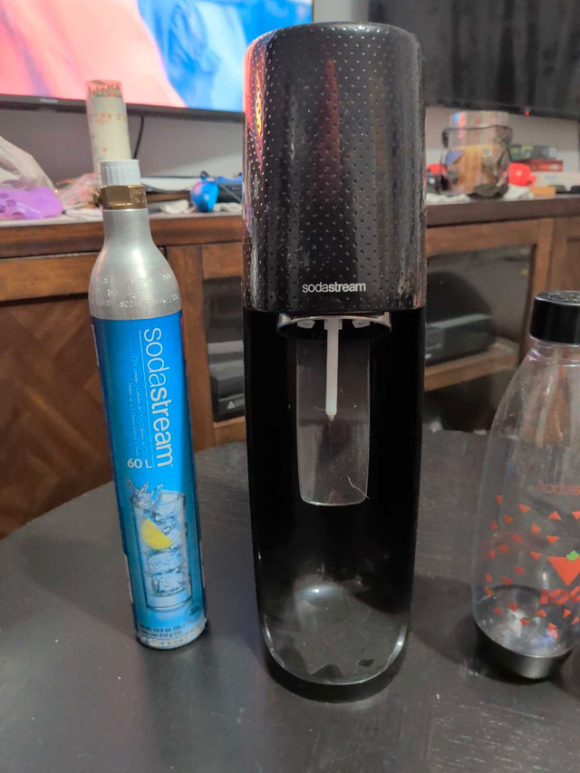 Soda stream with bottles and Co2 - photo 2