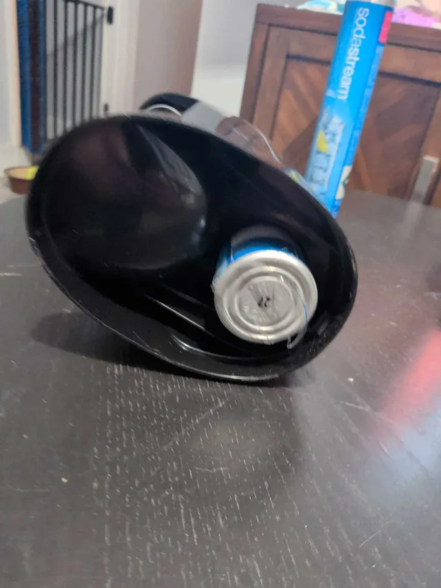 Soda stream with bottles and Co2 image indicator(4)