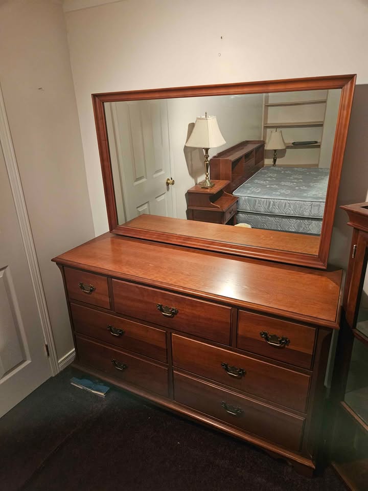 Wood Dresser with Mirror - photo 2