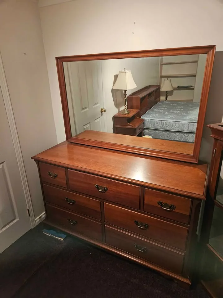 Wood Dresser with Mirror image indicator(2)