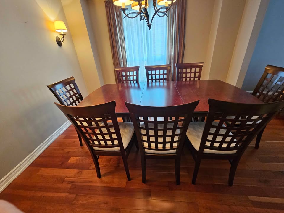 Dining Table with 8 Chairs - Solid Wood - photo 3