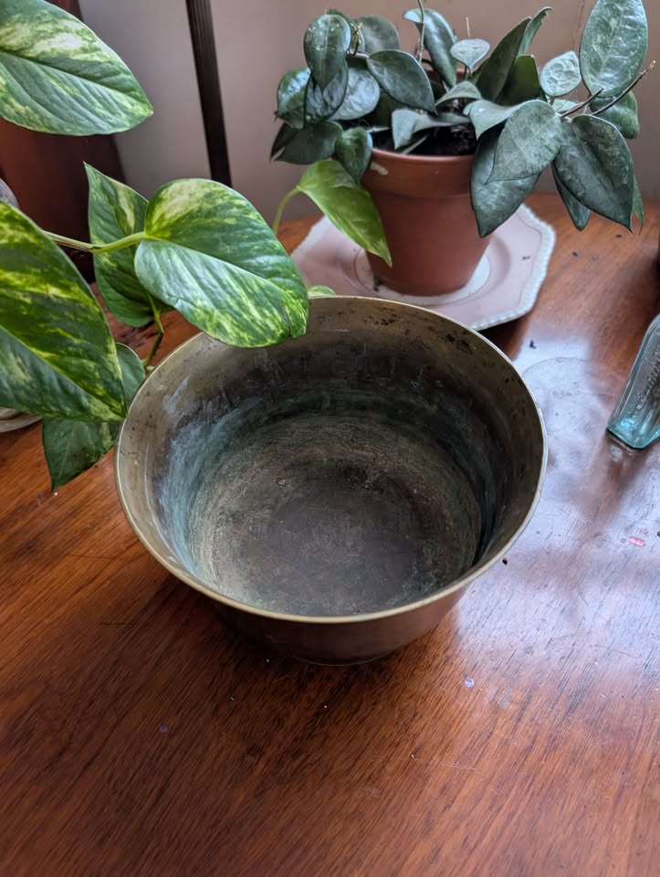 Solid Brass Planter Pot – Vintage Patina - photo 2
