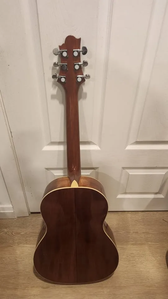 $200 Greg Bennett 3/4 Acoustic Guitar - Natural image indicator(6)