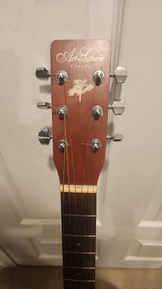 $300 Art & Lutherie Folk Spruce Acoustic Guitar – Burgundy - photo 3