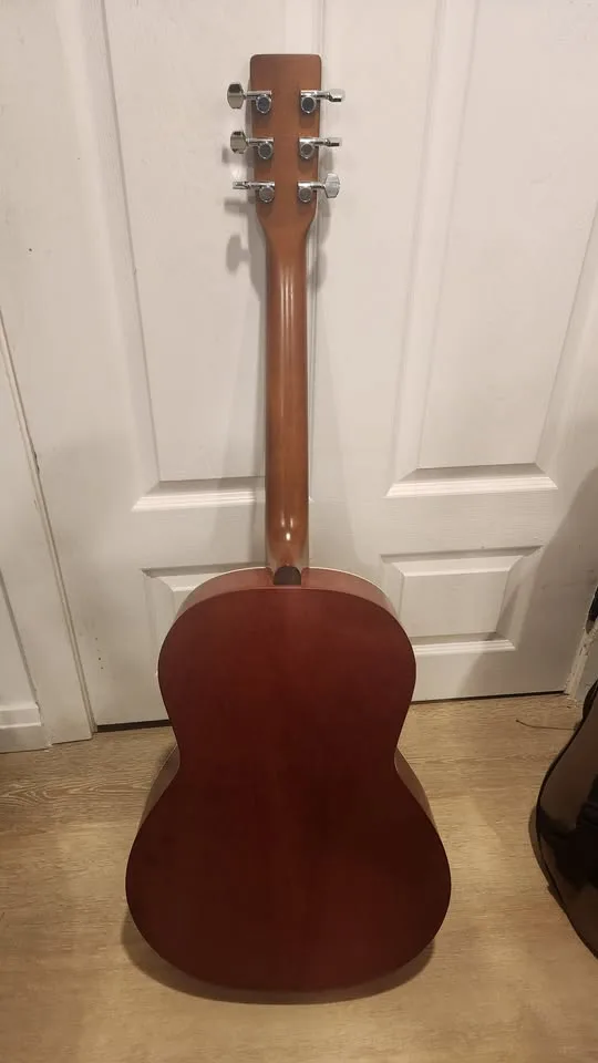$300 Art & Lutherie Folk Spruce Acoustic Guitar – Burgundy image indicator(5)