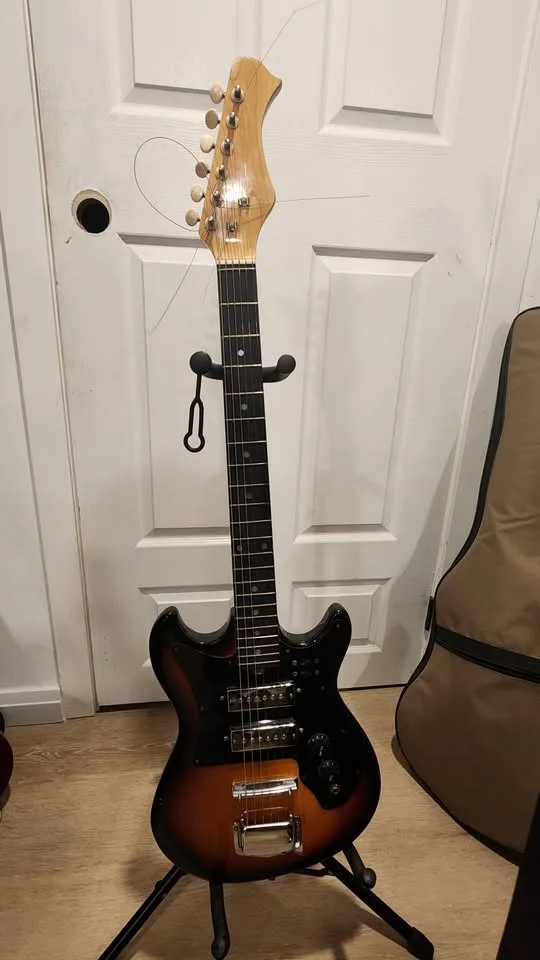 $200 Harmony H-802 Electric Guitar image indicator(3)