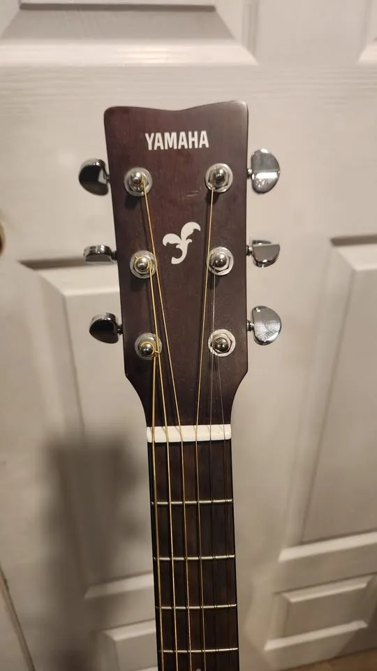 $250 Yamaha FG800 Dreadnaught Acoustic Guitar - Sunburst image indicator(6)