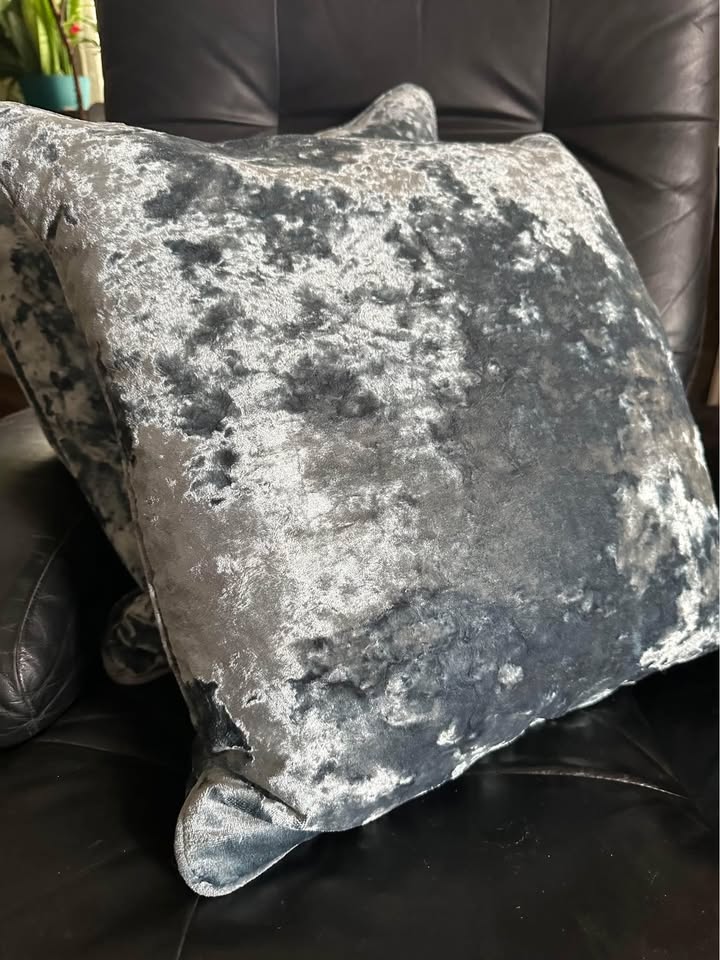 crushed velvet accent pillows