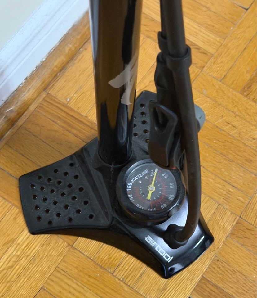Specialized floor air pump - photo 2