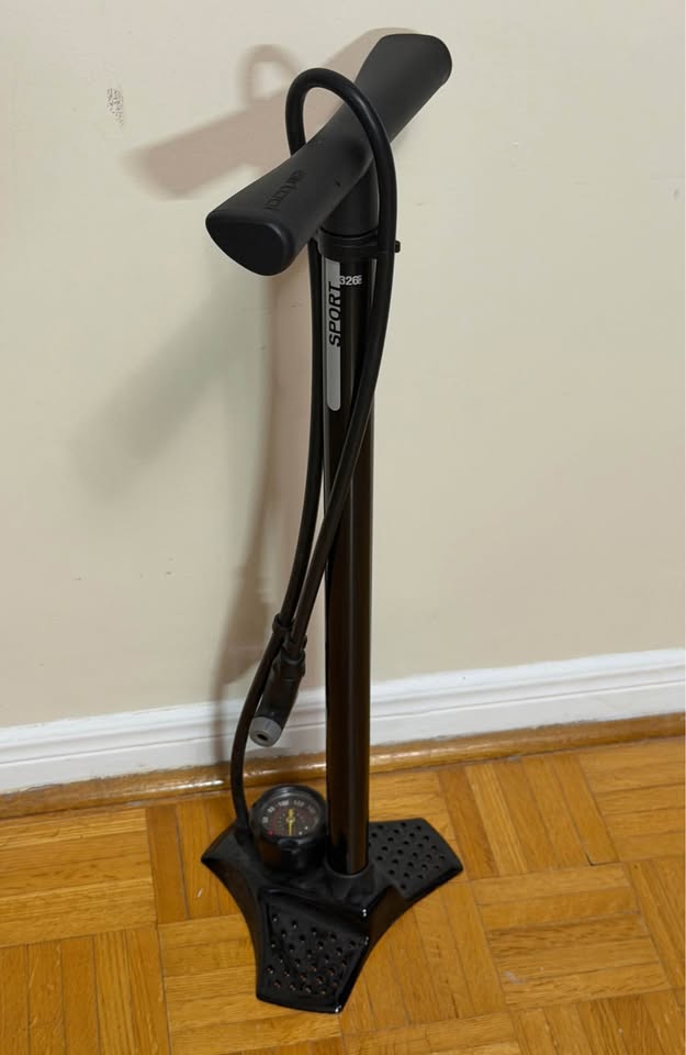 Specialized floor air pump - photo 3