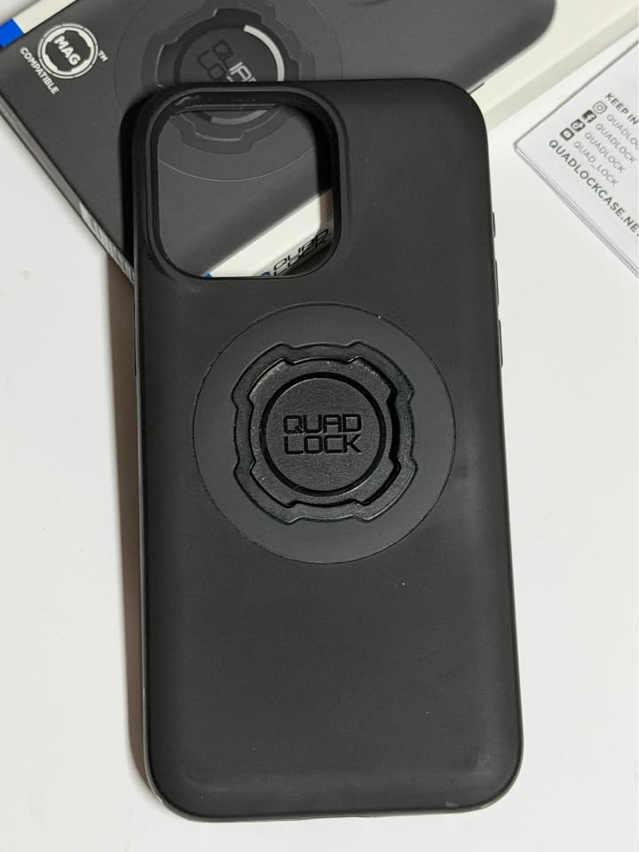 Quad lock case for IPhone 15 Pro Max - photo 2