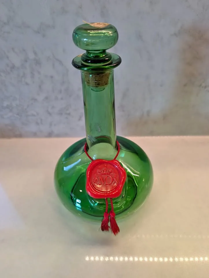 Vintage 1960s LJ McGuiness Decanter thumbnail