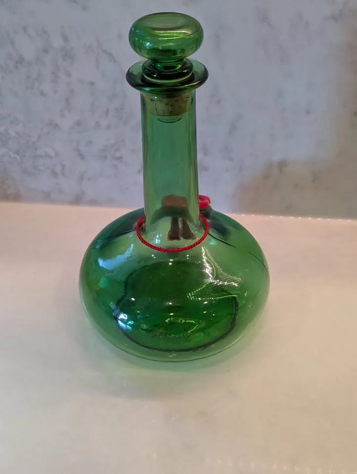 Vintage 1960s LJ McGuiness Decanter image indicator(3)