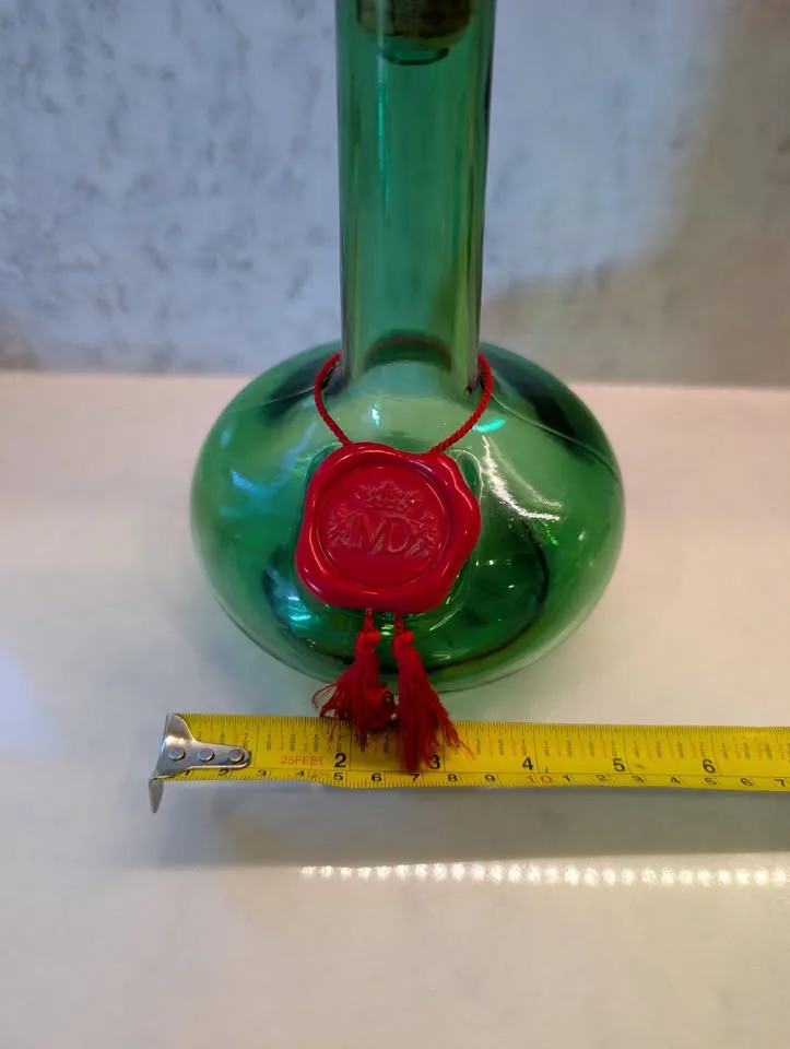 Vintage 1960s LJ McGuiness Decanter image indicator(10)