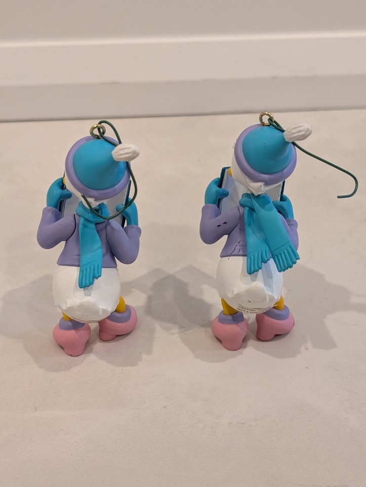 Vintage Daisy Duck Grolier Ornament - photo 2