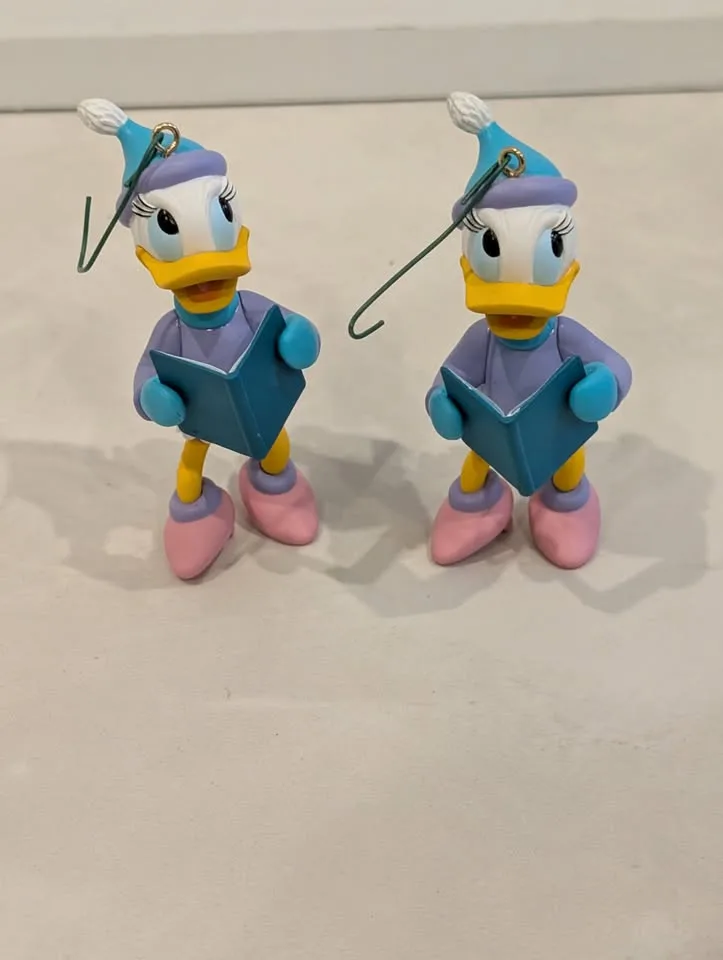 Vintage Daisy Duck Grolier Ornament image indicator(7)
