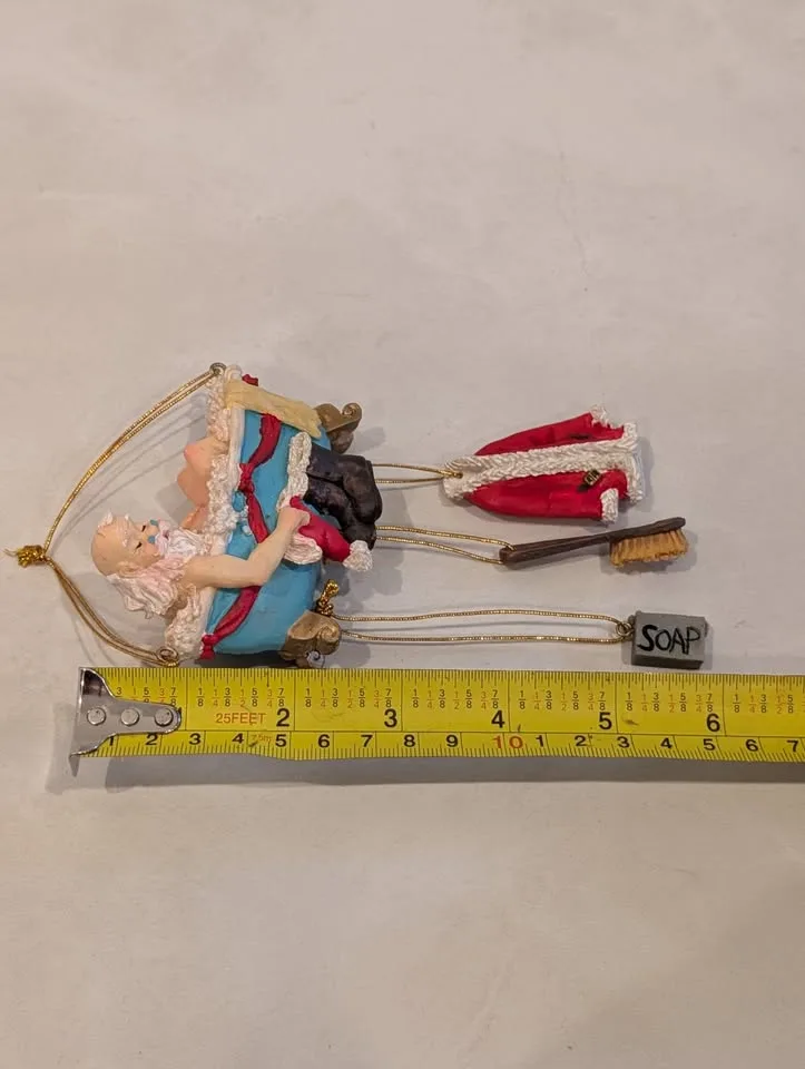 Vintage Santa In Bathtub Christmas Ornament image indicator(2)