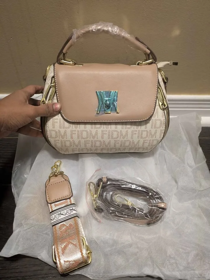 Brand new elegant and stylish women hand bag image indicator(4)